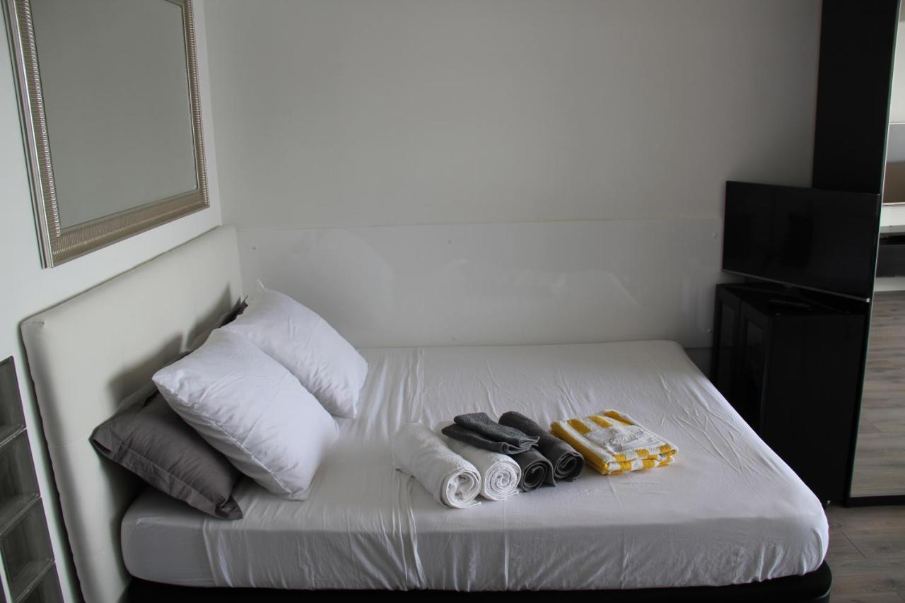 Studio Pieds Dans L'Eau Ajaccio  Ngoại thất bức ảnh
